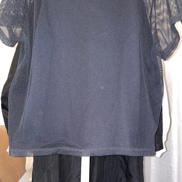 AUTHENTIC Alexander Wang Stacked Logo Mesh Tee - Picture 13 of 16